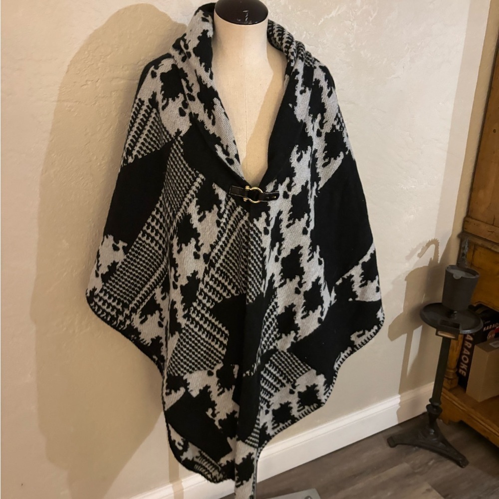 Black and Gray Patterned Poncho Shaw Wrap One size